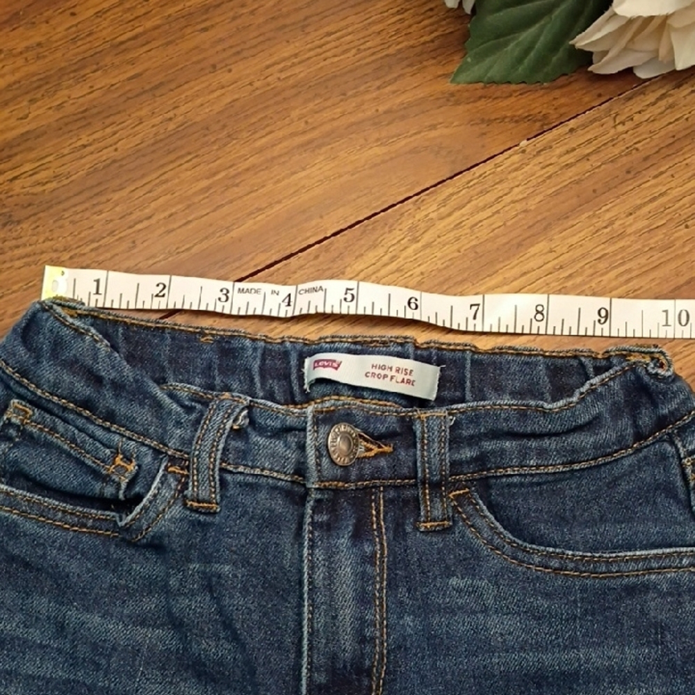 🩷Levi's Classic Blue Wide Leg Jeans Girls Size 8 - Picture 6 of 10